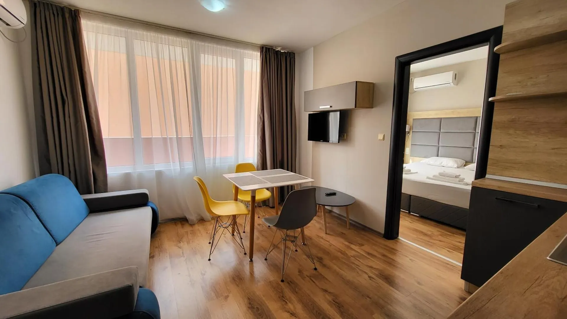 Marina Bay Apartmant Pomorie 0*,